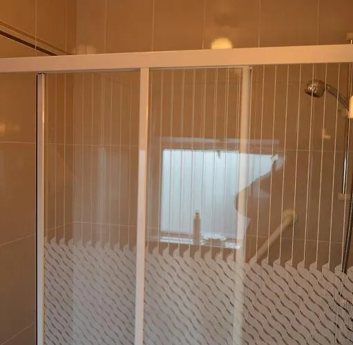 Caseys Homedale 3* Killarney